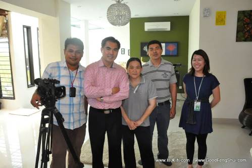 tv2-kennyhoo-puahcs-family_500